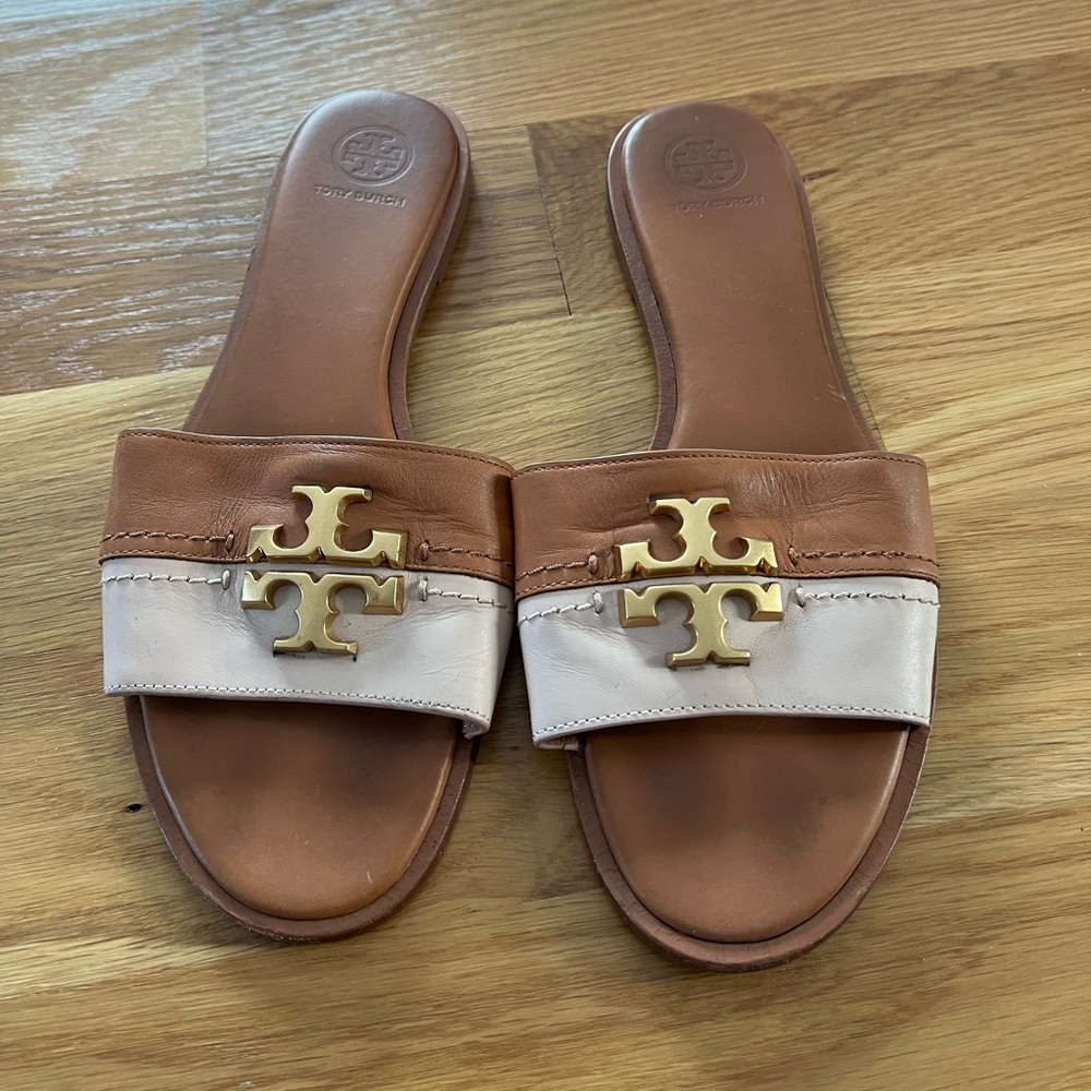 Tory Burch Tan and Cream Logo Slides